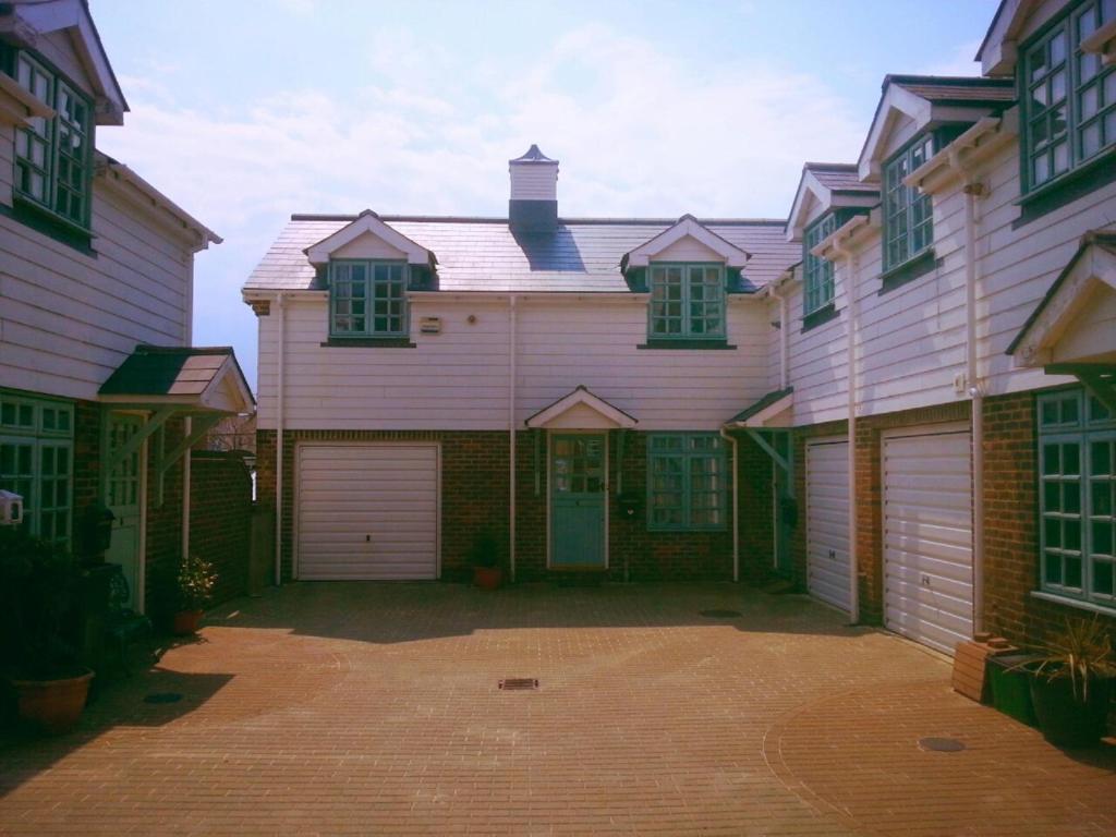 Bo'S Holiday Cottage Eastbourne Zewnętrze zdjęcie